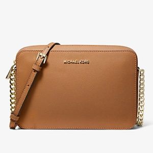 Michael Kors Jet Set Crossbody in Tan
